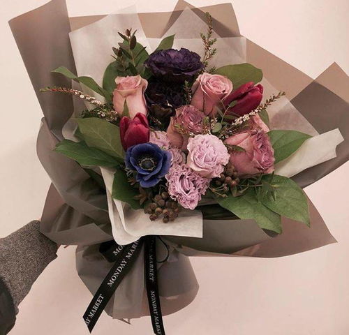 挽回男朋友花束编织,用花篮寄语挽回前男友