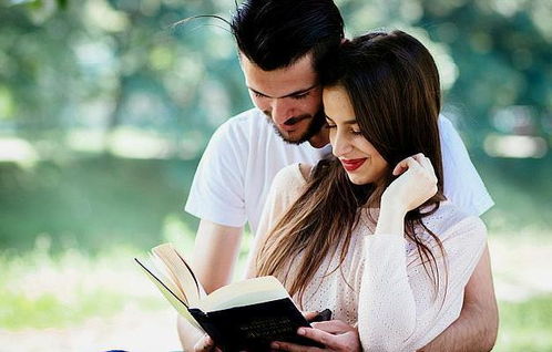 学生分手挽回女友,失恋学生奋力挽回爱情