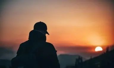 女生伤男生怎么挽回,挽回男友心，化解伤害痛。