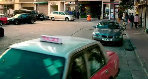 女子拦车挽回感情后续,女子阻车挽回爱情