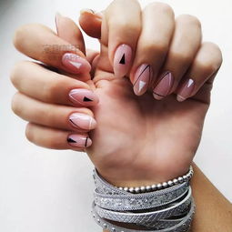 指甲受损还能挽回吗,指甲受伤后如何挽救？