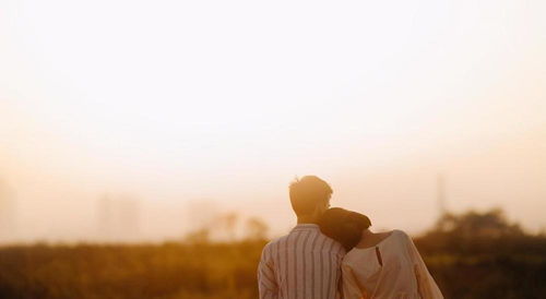 男人想挽回又不主动,男人如何挽回：不动声色是关键)