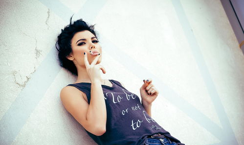 女人挽回形象的表现,重塑女性形象