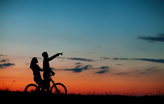 射手男总在挽回我,搞笑：射手男死活不肯放手