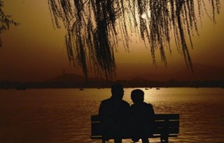 有哪些诗句表达挽回,纵使喧嚣，我亦不忘你的芬芳——诗句表达挽回