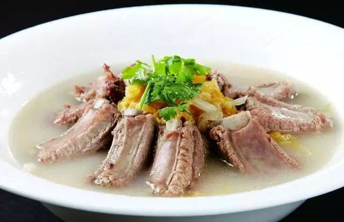 炖猪肉变硬怎么挽回,炖猪肉太老怎么救？