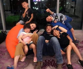 男生翻跟头挽回女友,男生跳起翻身获得女友心