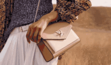 前任送礼物挽回,前任挽回成功，礼物神助攻