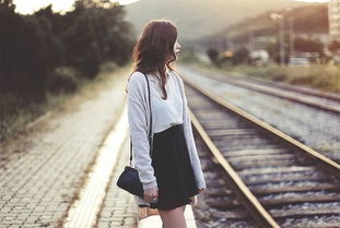 怎样避免低姿态挽回，挽回爱情不要失去自我：如何正确选择低姿态