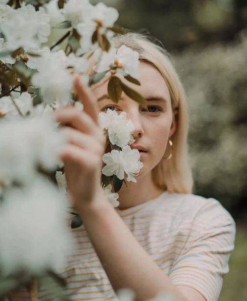 挽回女生送啥花,如何挽回女生的心？送什么花最好？)