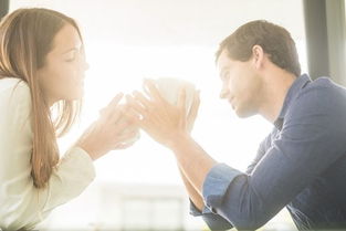 耳语会挽回男人吗,耳语还能拯救感情吗？