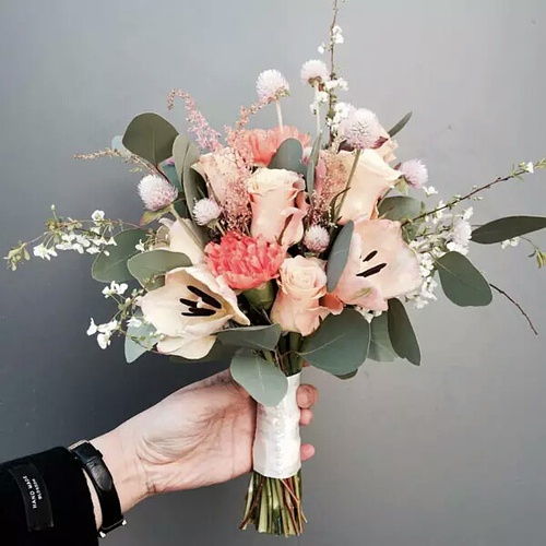 挽回男友花束编织玫瑰,挽回爱情，玫瑰花束重回他心