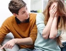 情绪反复期怎么挽回,挽救爱情：情绪起伏期应对策略