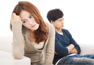被离婚还能挽回吗，挽回婚姻的希望：离婚后还有重建家庭的机会吗？