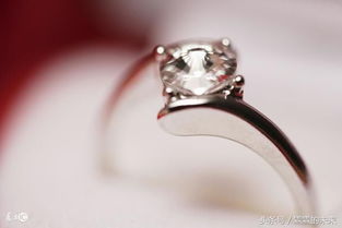 老公手持钻戒怎么挽回,用钻戒挽回老公