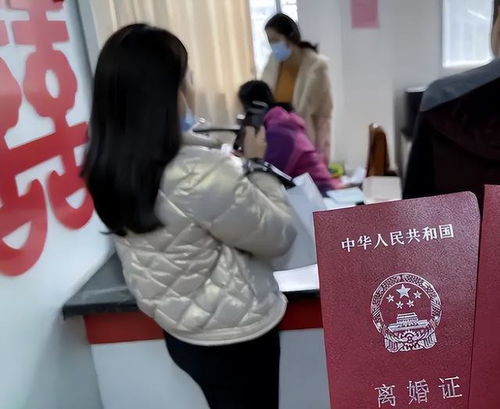 父母吵架怎么去挽回,如何挽回父母的婚姻