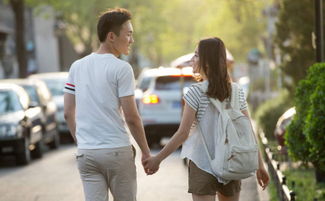 相亲节目女生挽回男生,女生用心相亲，成功挽回男生