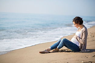 男孩奋力奔跑挽回妈妈,男孩拼力奔跑，成功挽回妈妈