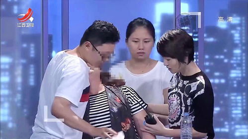 老公跪求老婆挽回视频,夫妻重修旧好，老公跪地求婚求和解