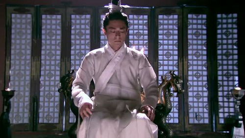 长卿挽回紫萱,长卿为挽回紫萱，九死一生。