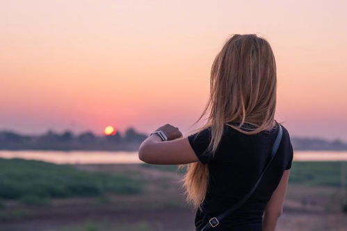 女友寒心了怎么挽回,挽回女友心情，重获爱情