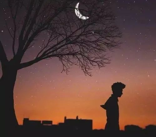 感情累了分手想挽回,恋情疲惫离愁，挽回爱情不易