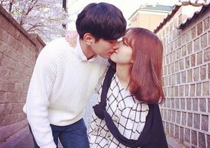 女生接吻吐了怎么挽回,女孩被接吻吓到了，如何挽回？