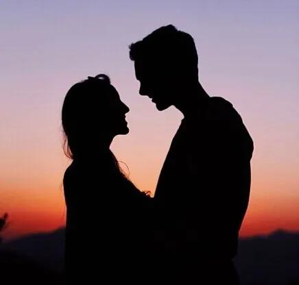 挽回男人爱你的图片,如何通过行动挽回他的爱)