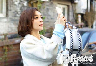 美女撒娇挽回男友,美女用撒娇拯救爱情