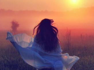 想挽回的星座女,如何重振星座女心情