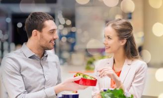 找到离婚的女人怎么挽回，怎样拯救离婚女人的婚姻？