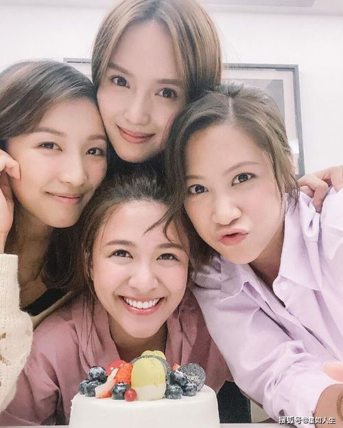 小莉帮忙挽回女友,小莉成功挽回女友