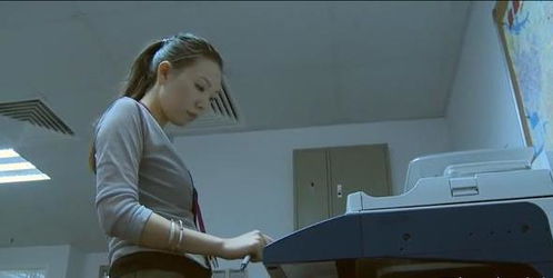 大连男孩挽回女友视频，大连男孩用行动感动女友，成功挽回爱情