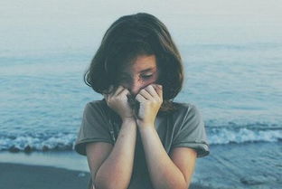 挽回前男友感人视频,心碎女孩感动制作挽回男友的视频