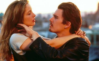 若即若离的挽回,失去后的期盼，恢复前的等待)