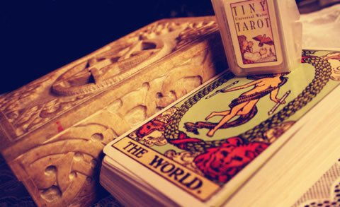 占卜我该挽回吗,该挽回吗？问问占卜大师