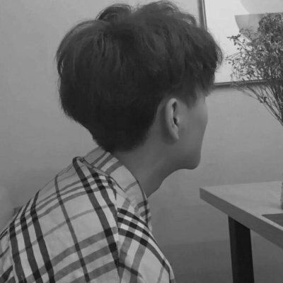 爱情挽回图片伤感男生头像，挽回爱情，男孩的伤感头像