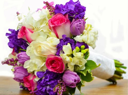 挽回花束男生的方法,如何挽回送给男生的花束