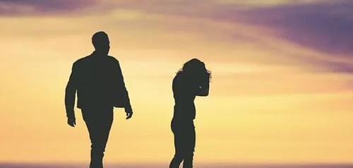 博取前男友同情挽回,争取前男友原谅，挽回感情