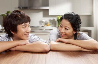 女生提分手挽回男友,挽回男友：女生主动提分手后如何重修旧好)