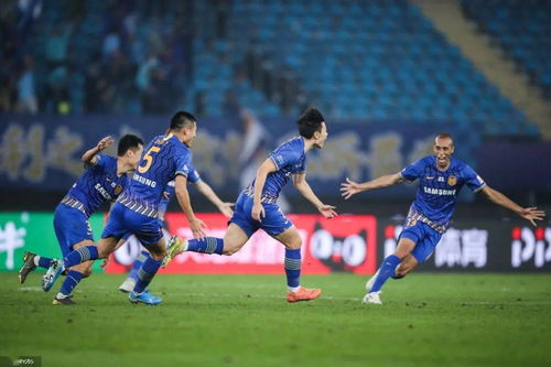 转身劲射破门挽回颜面，梅开二度！神助攻助力球队逆转获胜