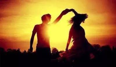 女生拼命作挽回你,女生苦苦挽回，不离不弃