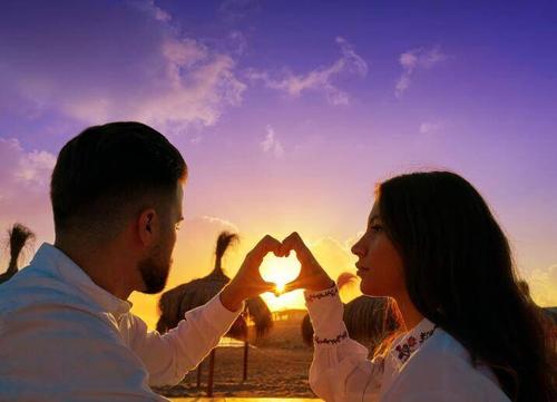 老婆怎么挽回都说不爱,如何挽救婚姻？爱情真的失去了吗？