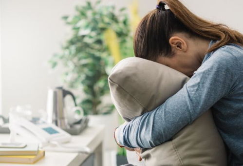 挽回女友怎么升温,如何让感情升温挽回女友