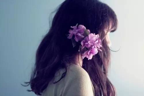 挽回伤透心的女生,如何挽回受伤的女生？