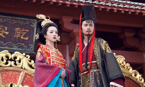 杨坚后悔挽回伽罗,杨坚懊悔，试图挽回与伽罗的关系。