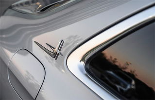 奔驰事件如何挽回形象，奔驰积极应对问题，挽回消费者信任