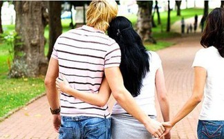 发现男人出轨如何挽回,出轨男友如何挽回？