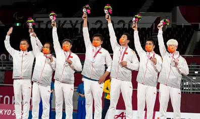 肖战团队如何挽回,肖战团队奋力挽回，获得成功