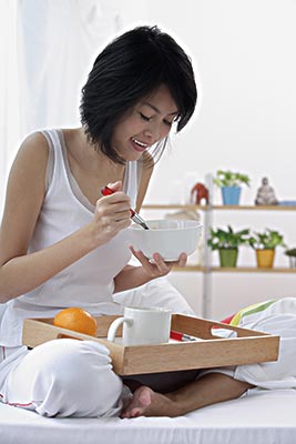 吃货少女挽回形象,改善饮食习惯，少女焕然一新